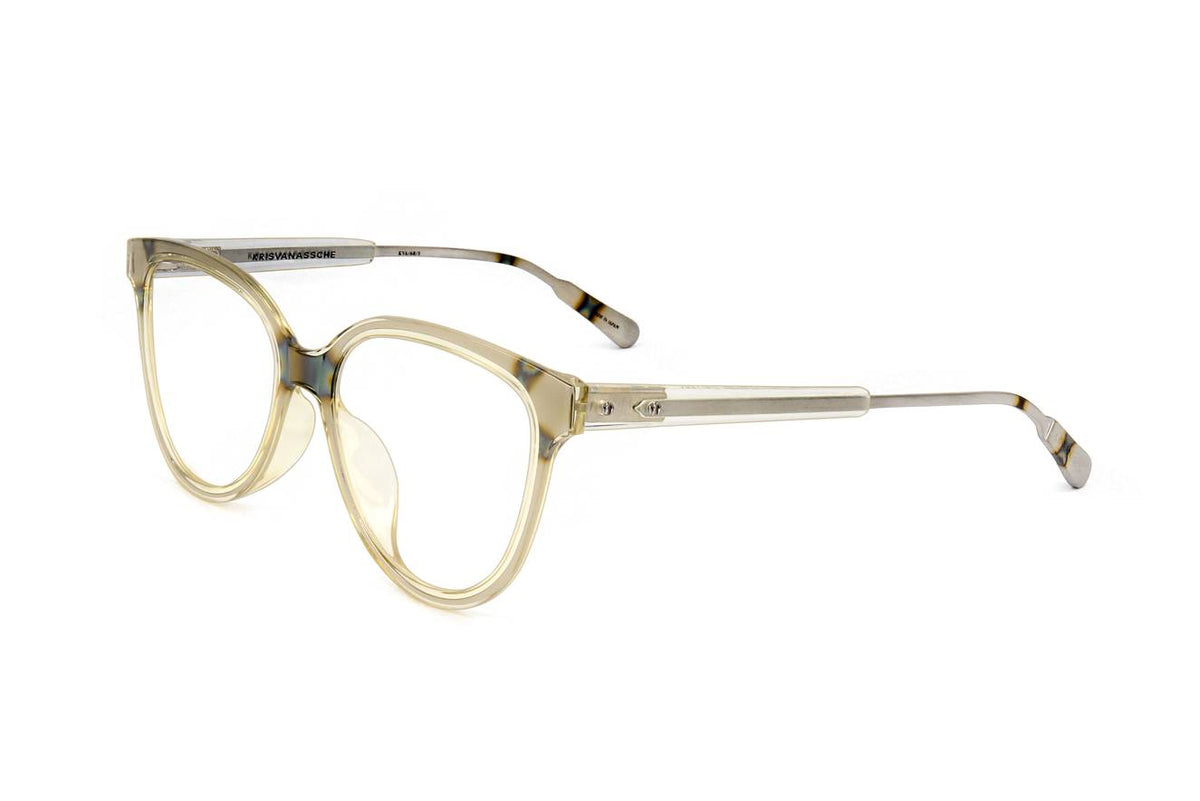 KVA68 3/4 View