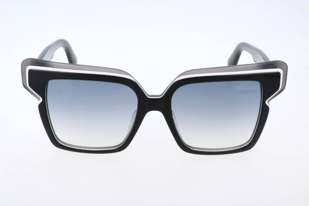 JC823S Front