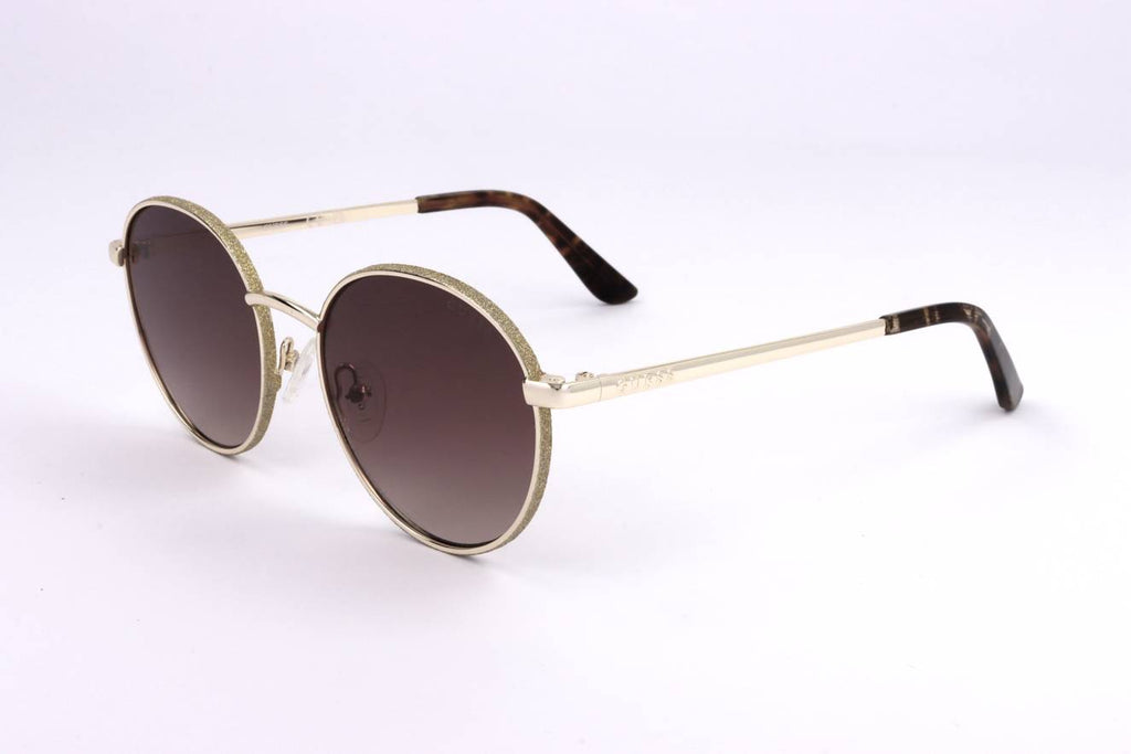 GU7556 3/4 View