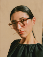 E782 - DIAMOND & ALMOND TORTOISE