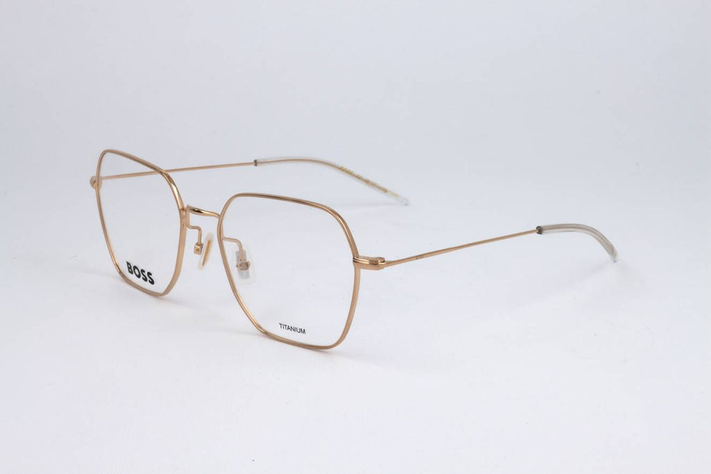 BOSS 1534 3/4 View