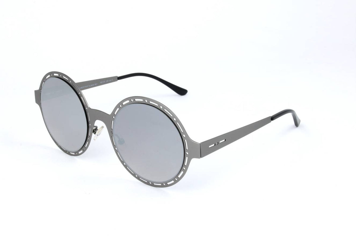 R1 I-I AMELIE 0519 3/4 View