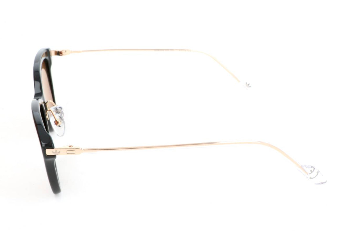 AOK008 CL1680 Side