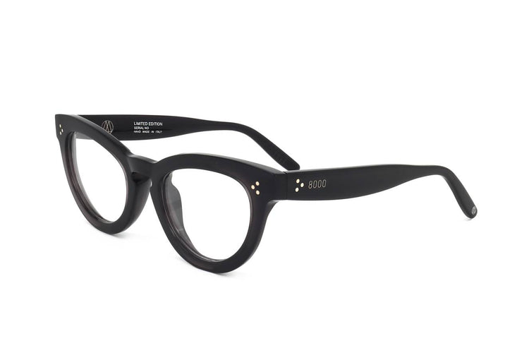 IRIS BLACK 3/4 View