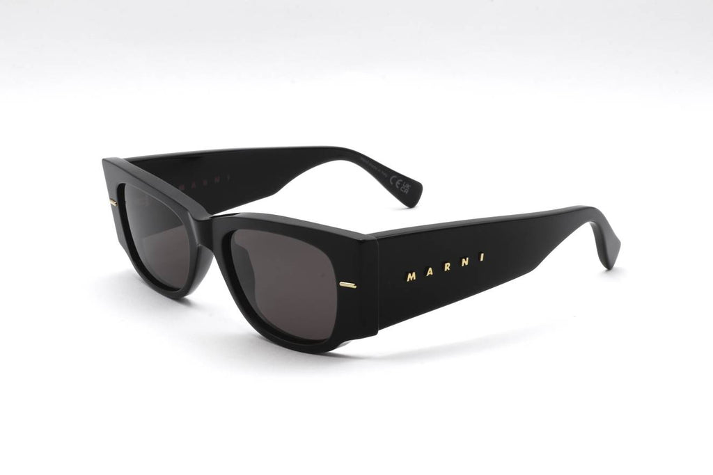 06 BLACK 3/4 View