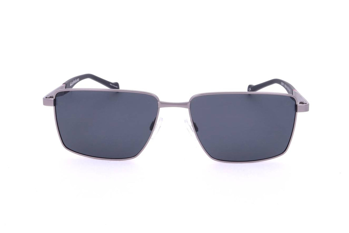 QS3011 Front