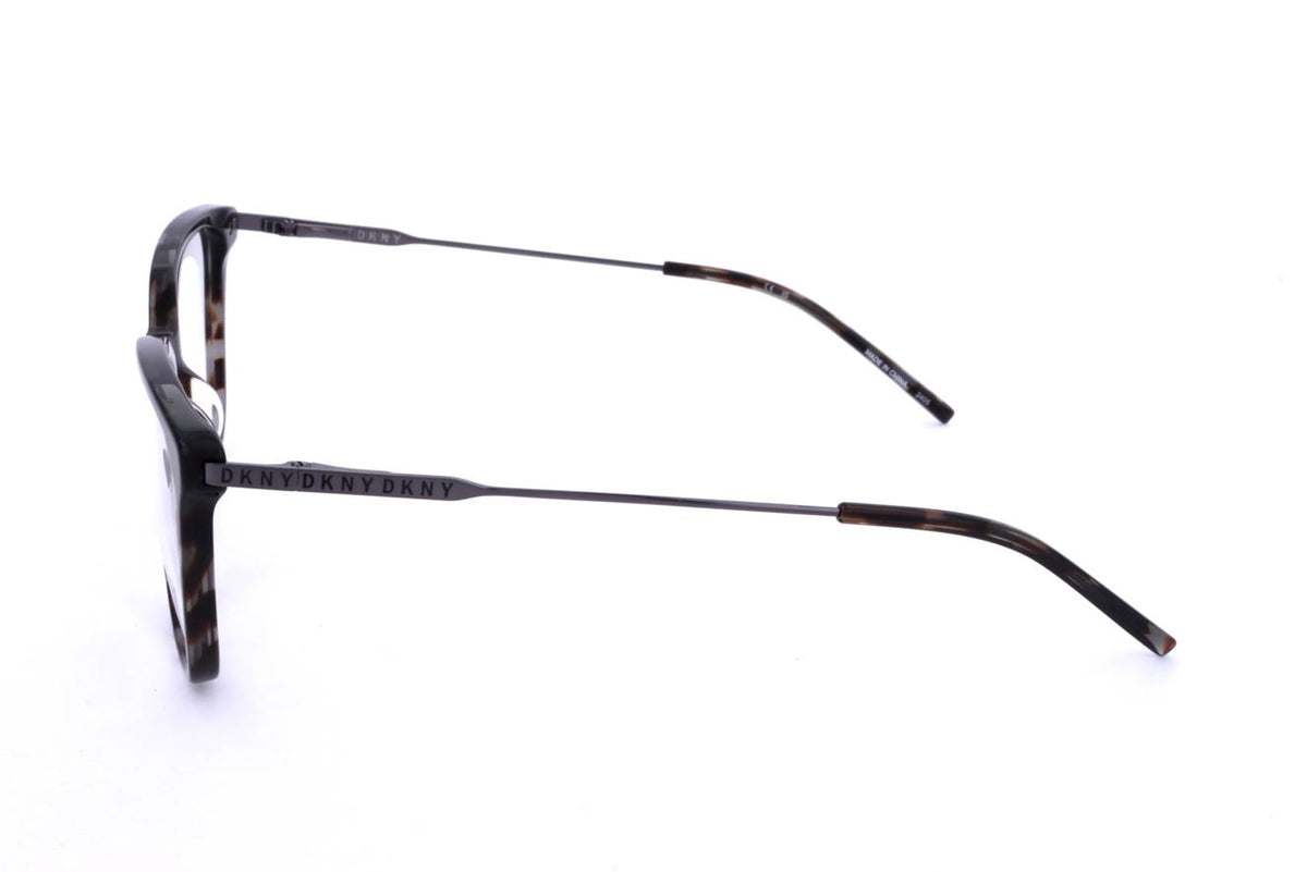 DK7004 Side