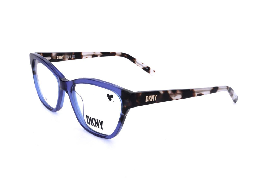 DK5057 3/4 View