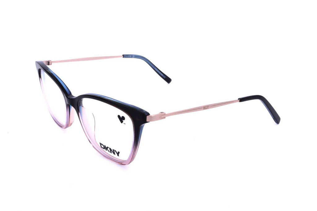 DK7010 N 3/4 View
