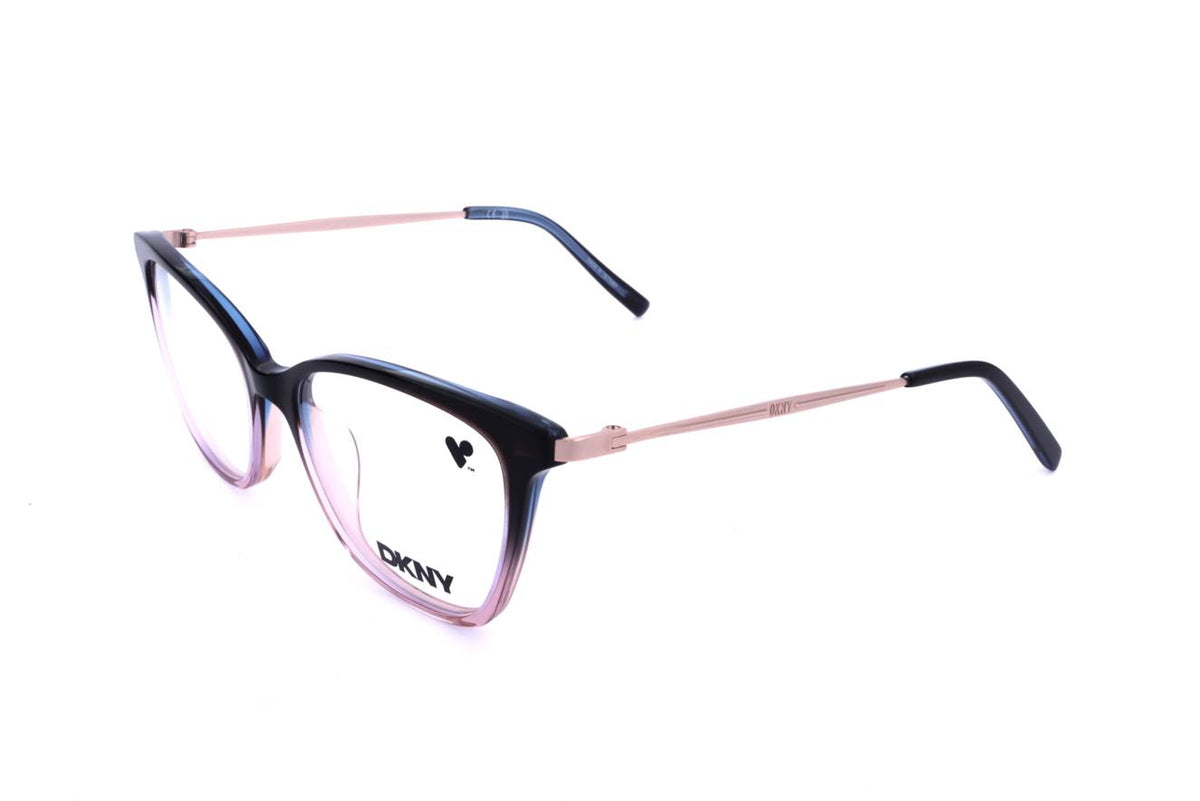 DK7010 N 3/4 View