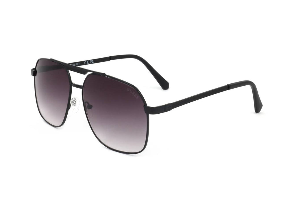 GF5095 3/4 View