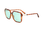 GU7888 3/4 View
