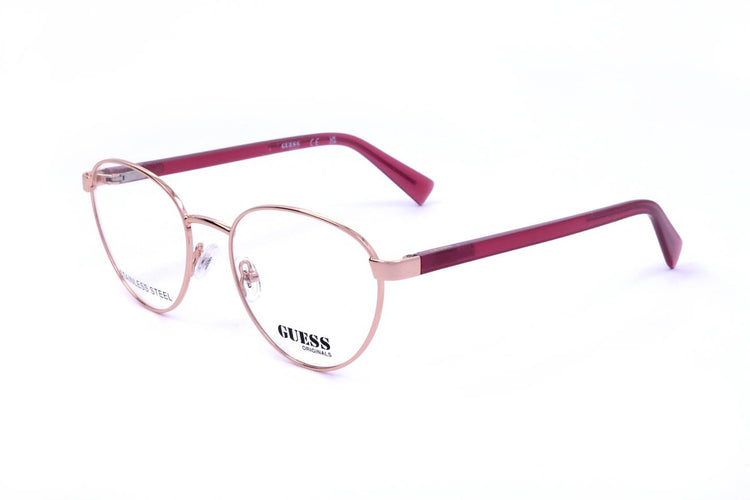 GU8282 3/4 View