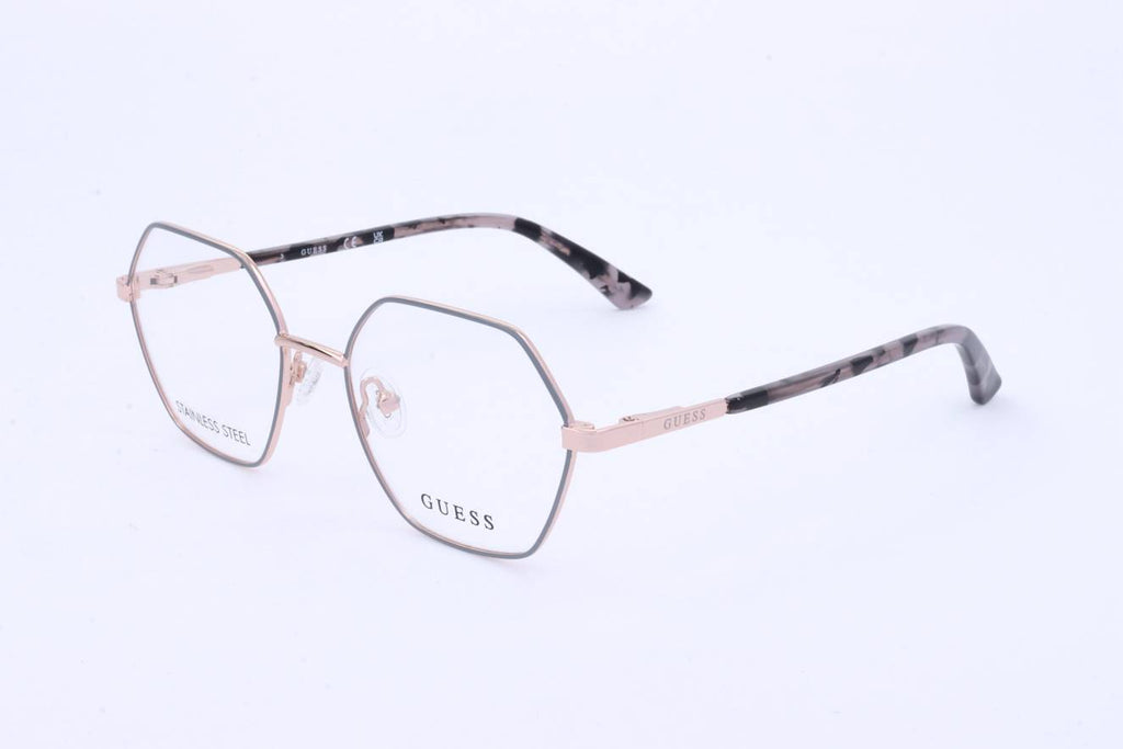 GU8275 3/4 View
