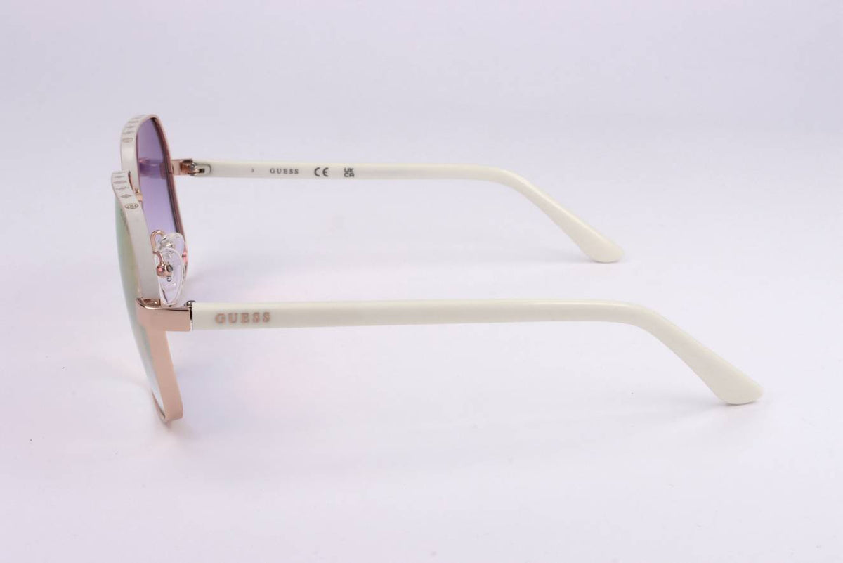 GU00107 Side