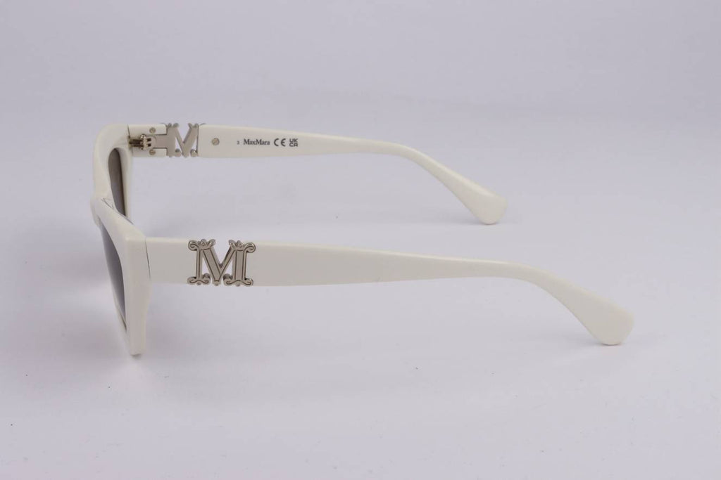MM0057 Side