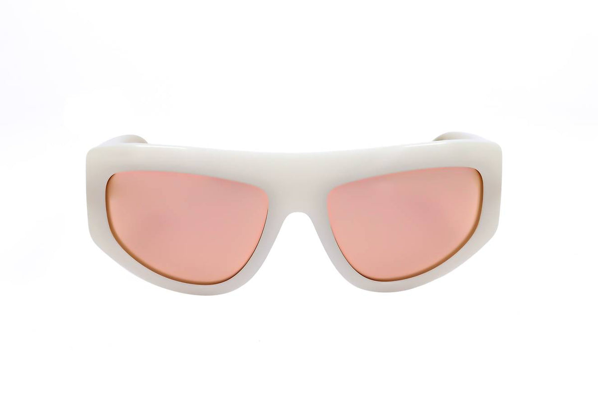 MW0002 Front