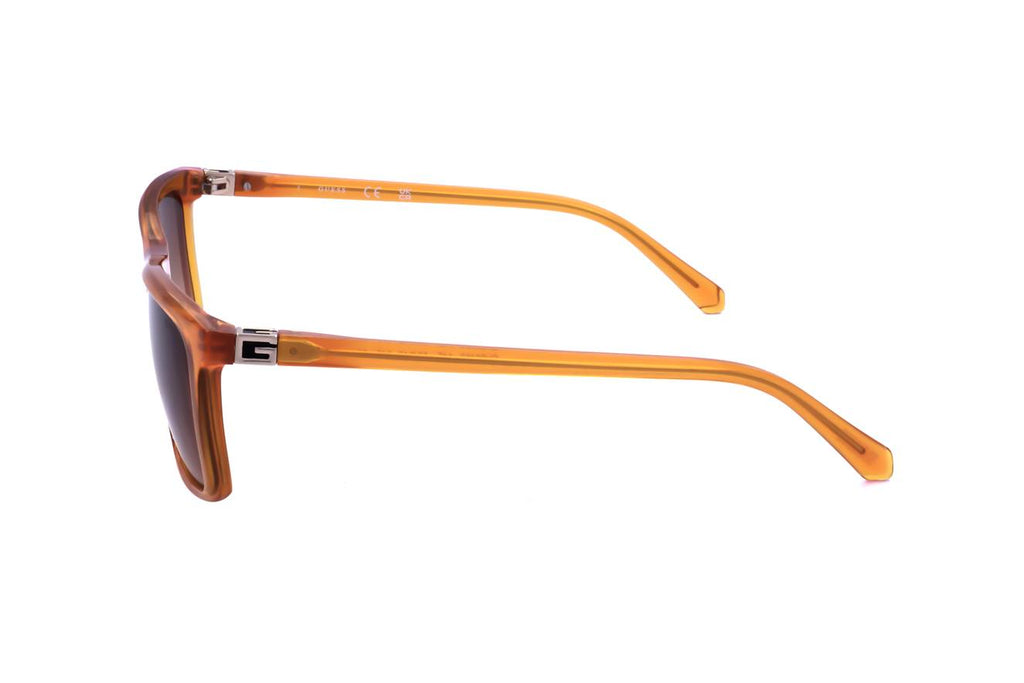 GU00169 Side