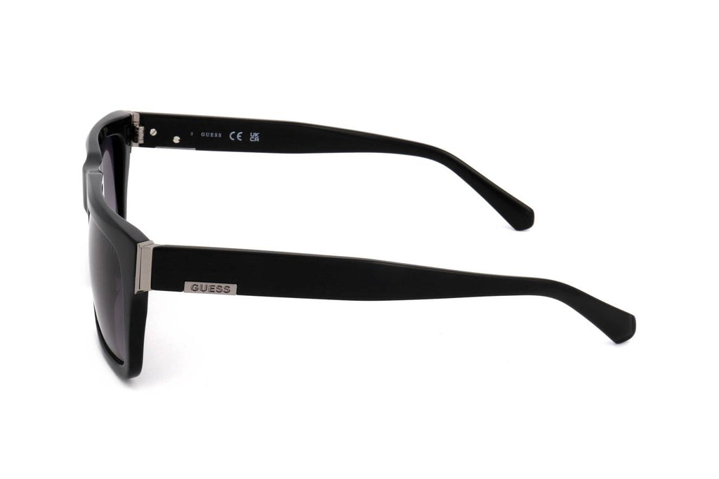 GU00171 Side
