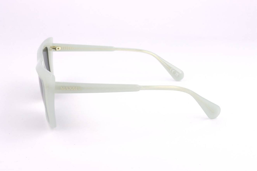 MO0122 Side