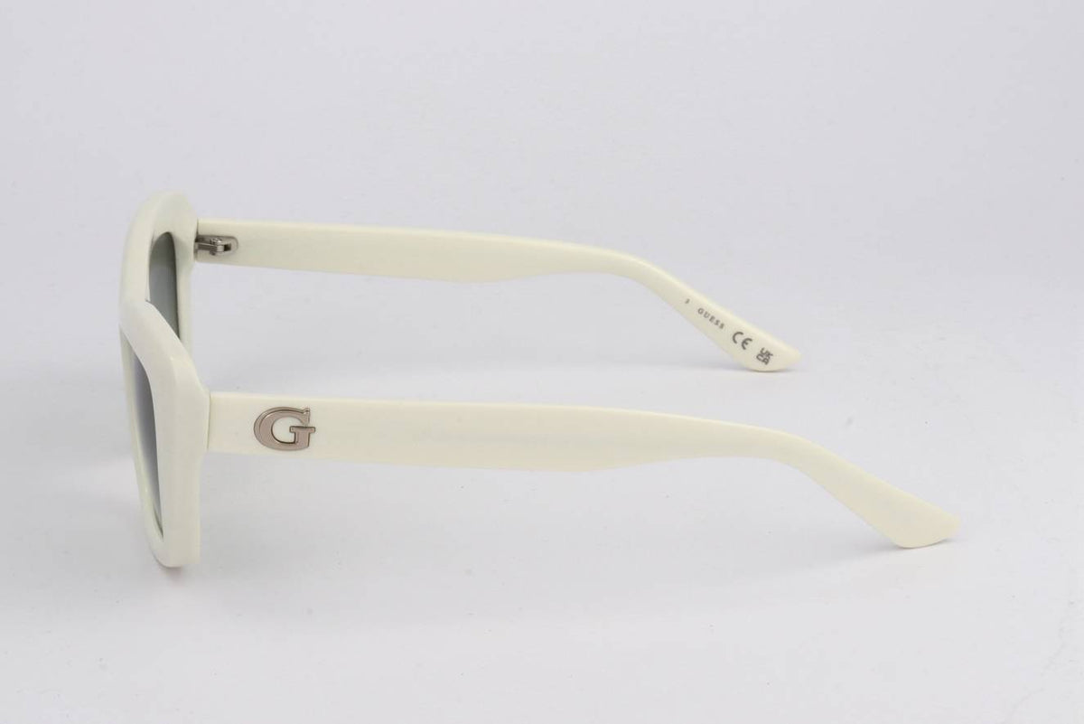 GU00195 Side