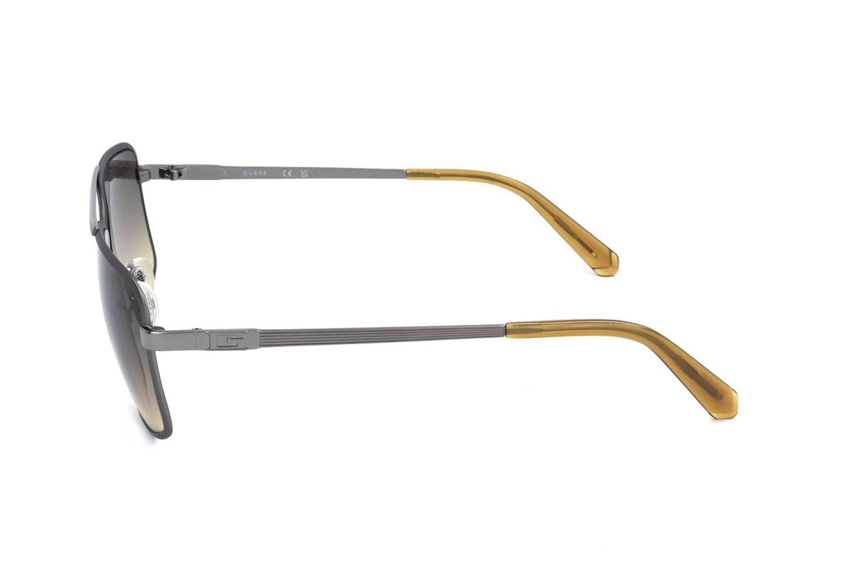 GU00208 Side