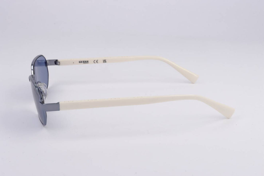 GU00231 Side