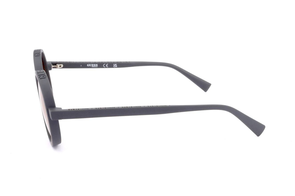 GU00234 Side