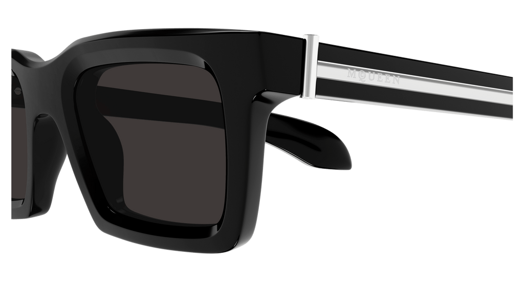 BLACK / GREY