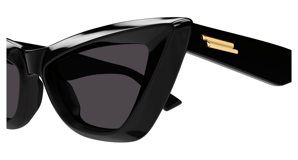 BLACK / GREY