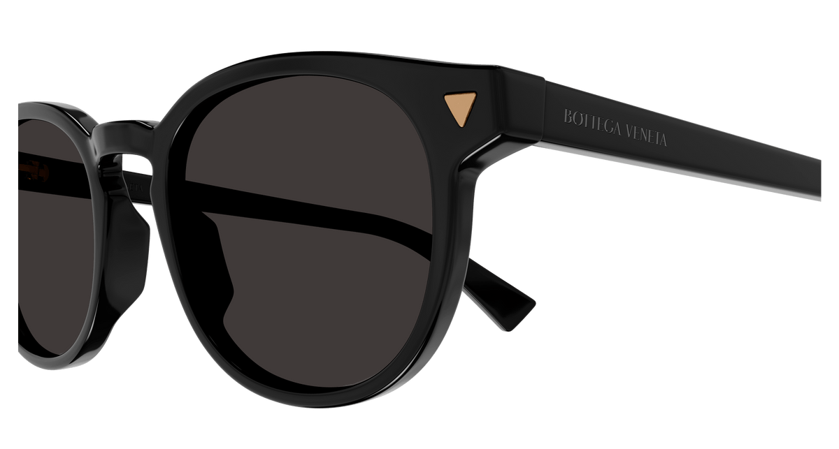 BLACK / GREY