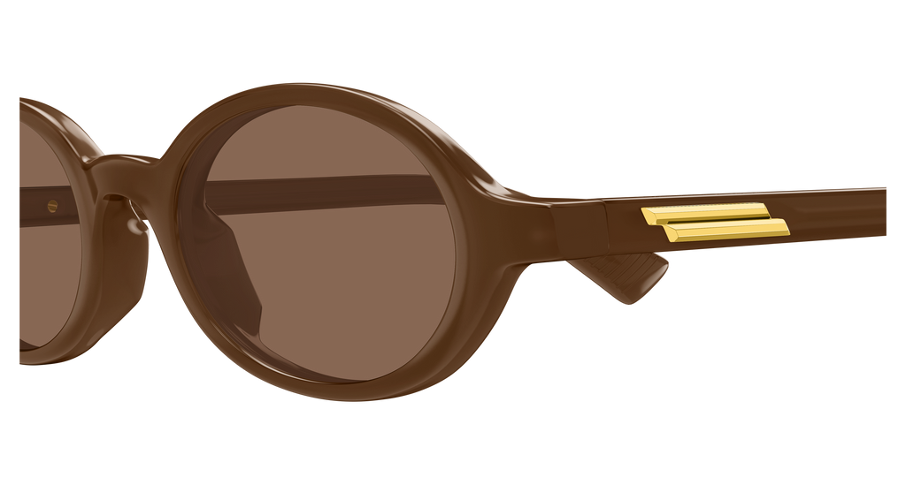 BROWN / BROWN