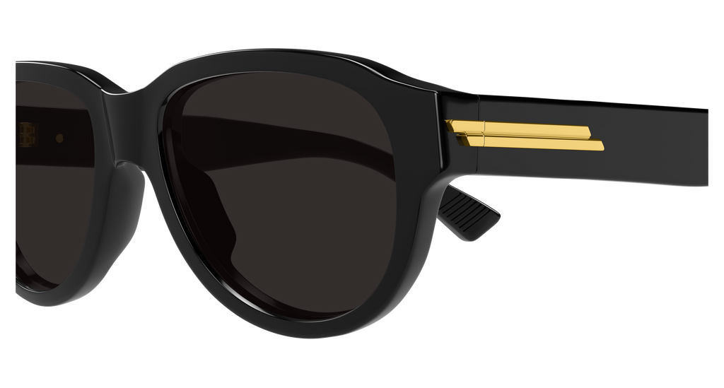 BLACK / GREY