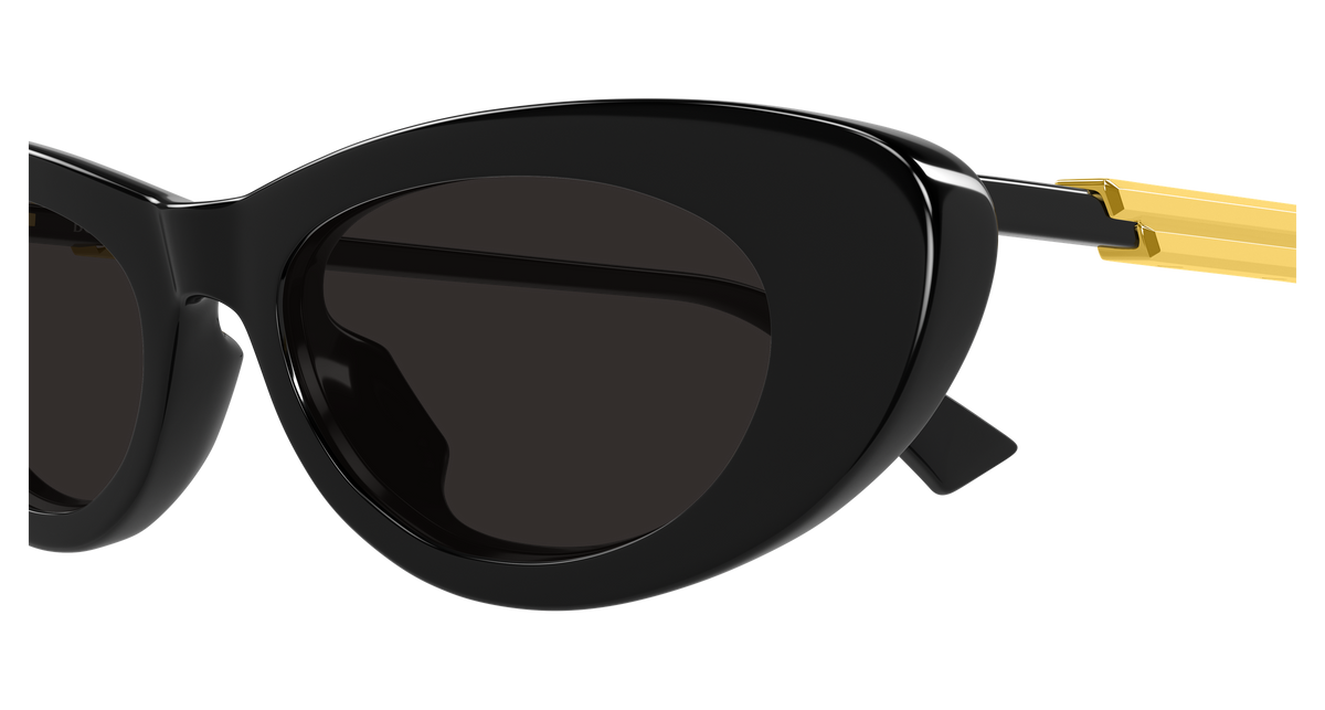 BLACK / GREY