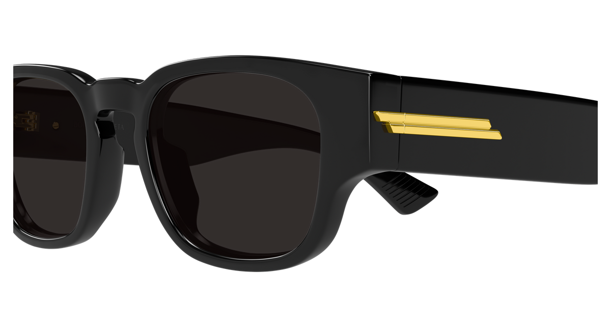 BLACK / GREY