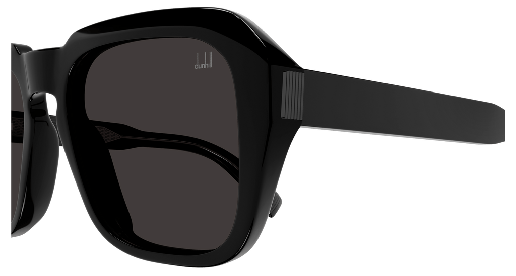 BLACK / BLACK