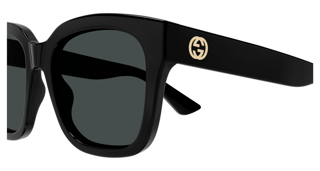 BLACK / SMOKE