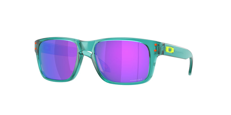 901404 - Grey Smoke / Prizm Violet