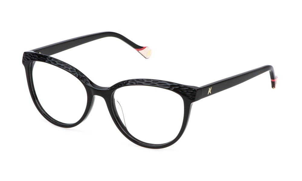 0700 - SHINY BLACK