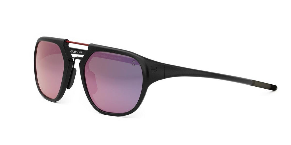 05D - Injected Black Other / Smoke