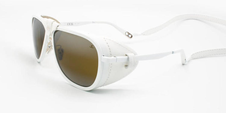 21Q - Titanium Matte White with Skilynx lenses