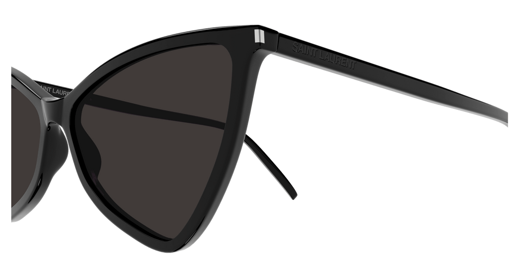 BLACK / BLACK