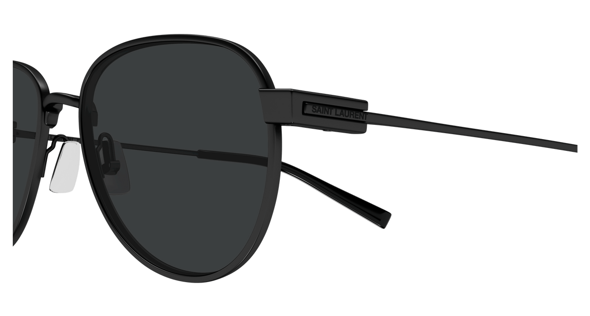 BLACK / BLACK