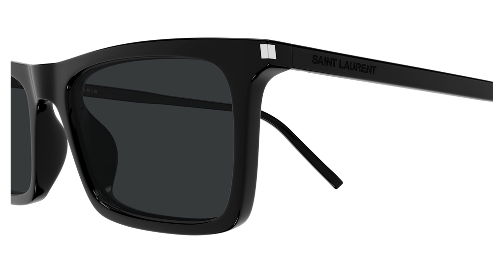 BLACK / BLACK