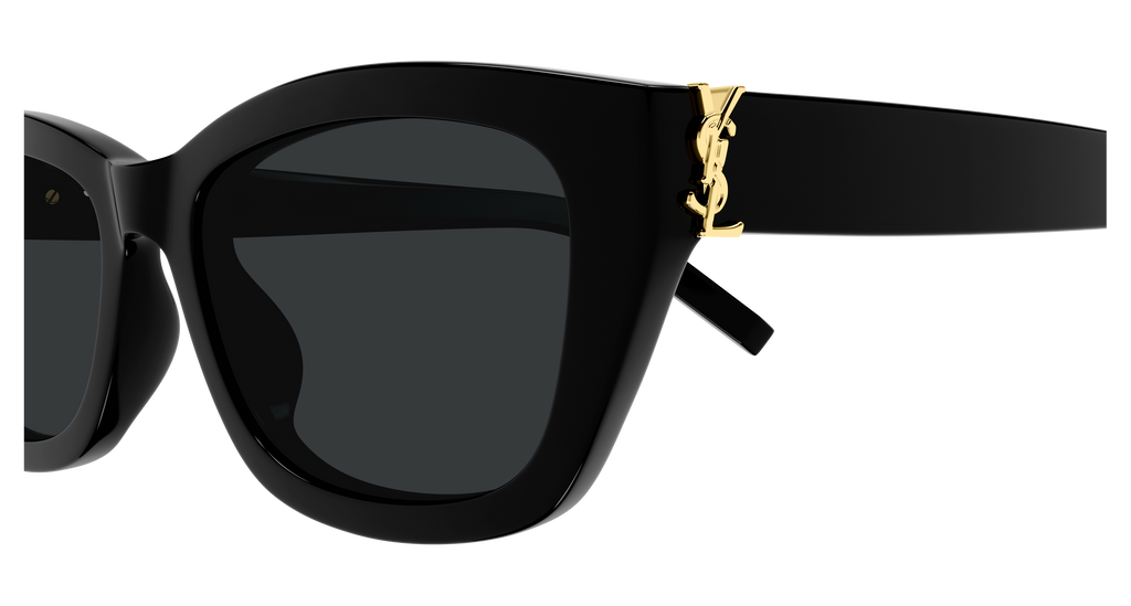 BLACK / BLACK