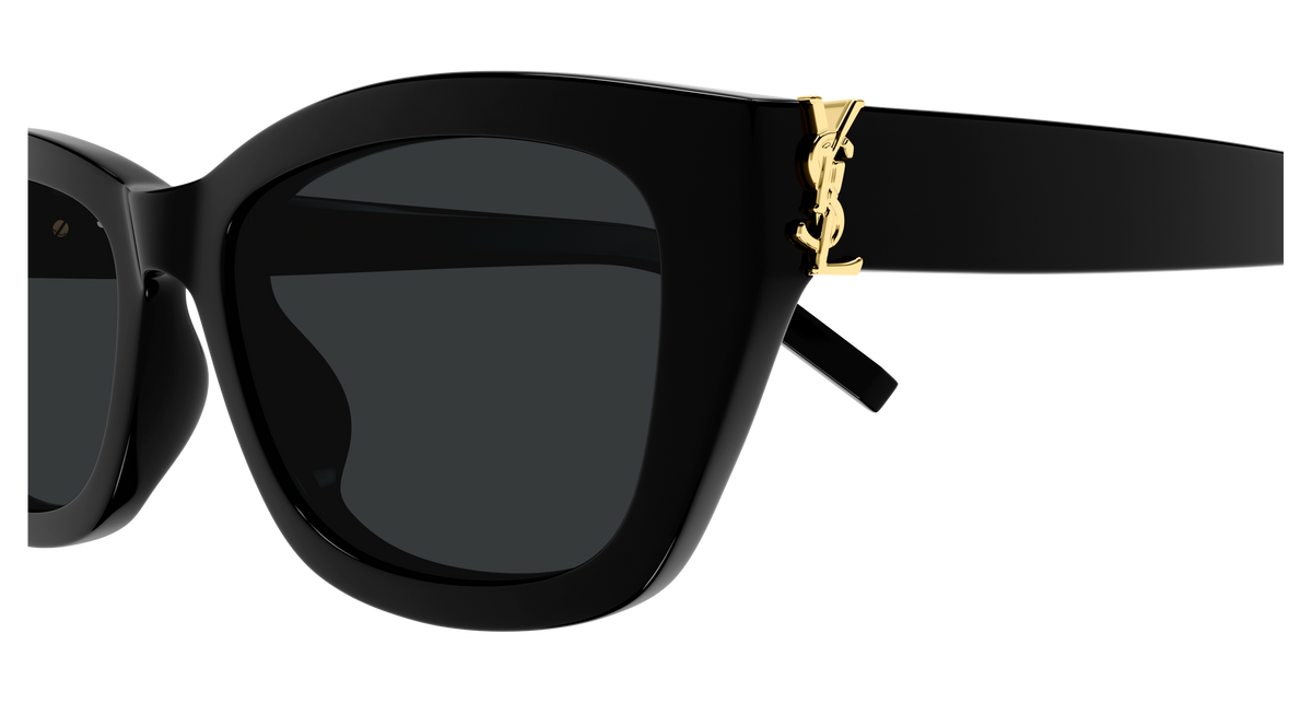 BLACK / BLACK
