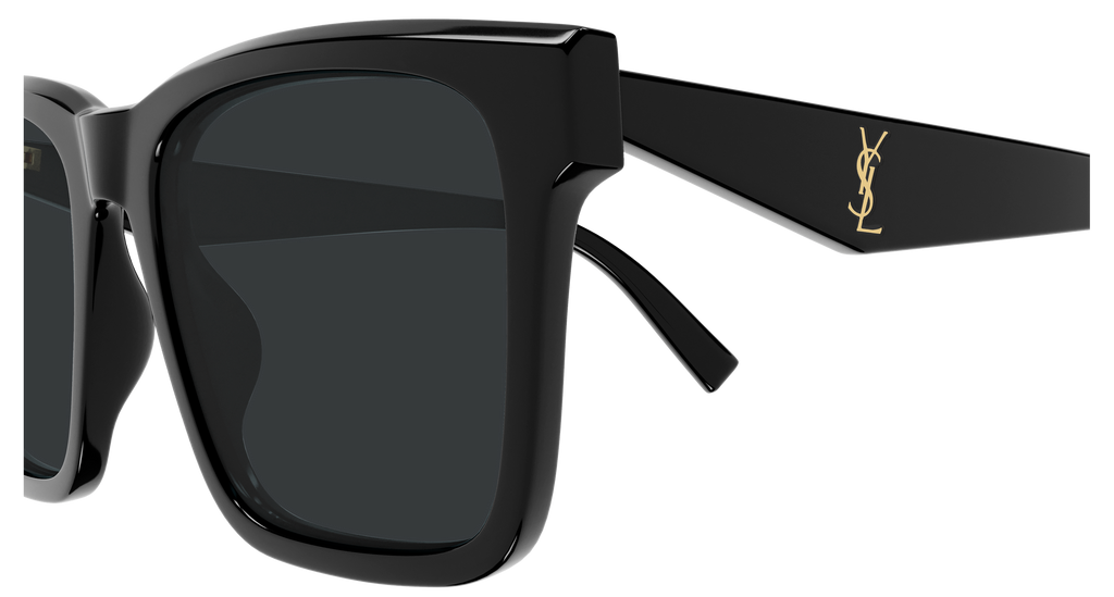 BLACK / BLACK
