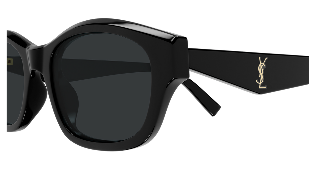 BLACK / BLACK